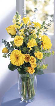  İsparta online çiçek gönderme sipariş  sari güller ve gerbera cam yada mika vazo