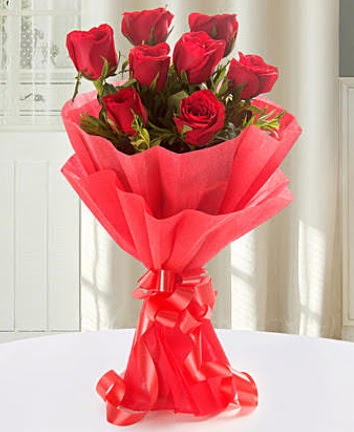 9 adet kırmızı gülden modern buket  İsparta İnternetten çiçek siparişi 