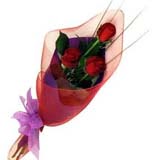 Çiçek satisi buket içende 3 gül çiçegi  İsparta online çiçek gönderme sipariş 